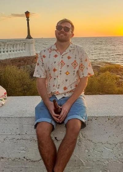 34M professional, looking for flat/buddy Main Photo
