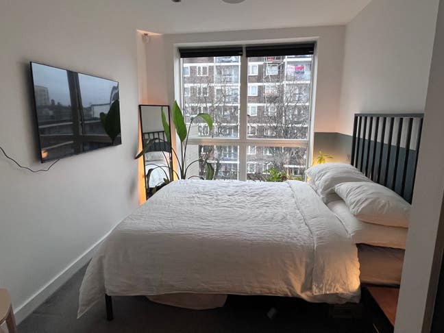 Double room  w/ En-suite for December Main Photo