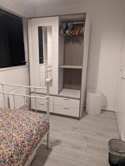 Single room in lovely home with garden  Main Photo