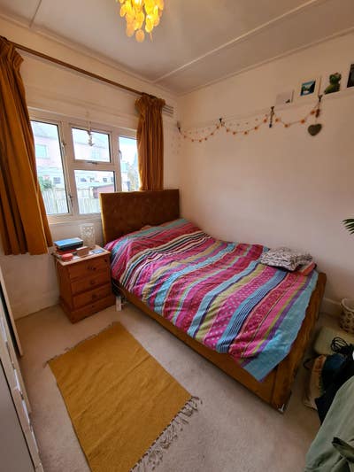 Double room and own bathroom in a two bed Falmouth Main Photo