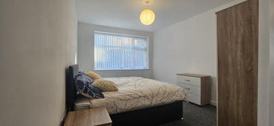 Large Double, En Suite Room Available In Wallasey! Main Photo