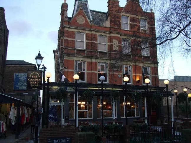 🌴1 Studio and 1 Bedroom Flat in Angels🌴 Main Photo