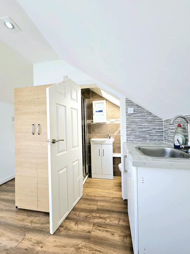 Refurbished: Mini Studio: All Bills Included  Main Photo