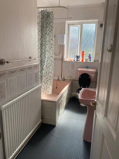 Smart house share close city centre,just upgraded. Main Photo