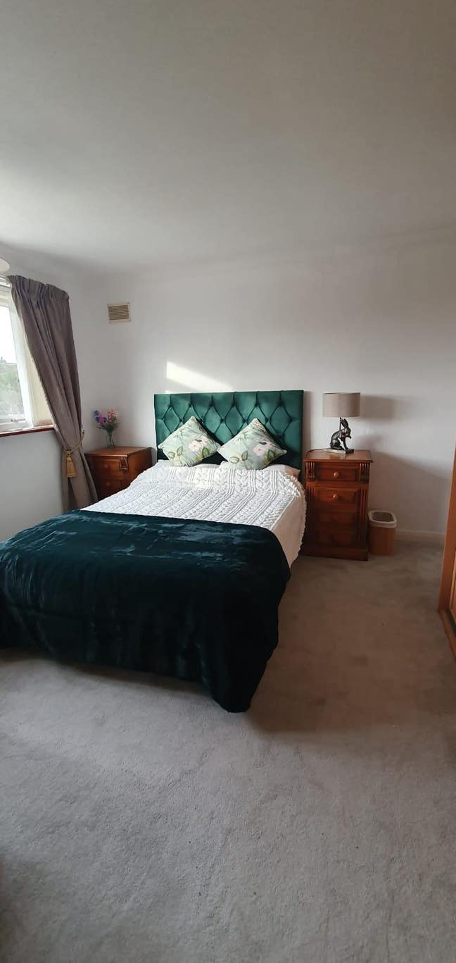 Large double room Main Photo