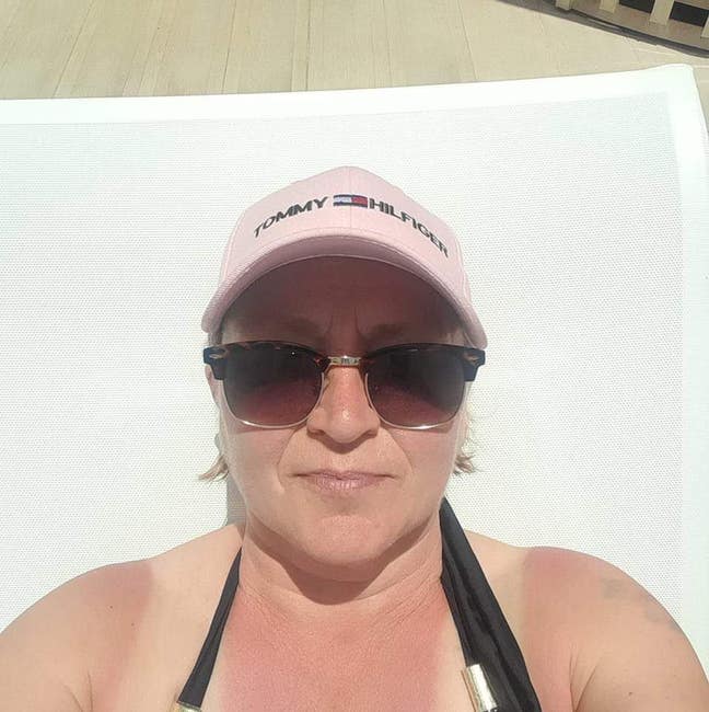 53 year old Female seeks a double room Main Photo