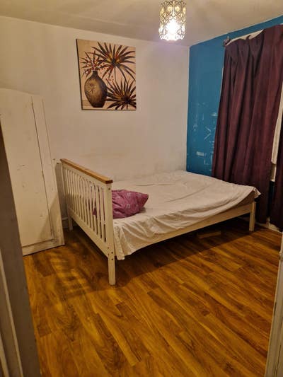 Room for rent  Main Photo