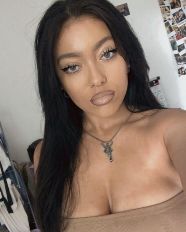 26 year old female Main Photo