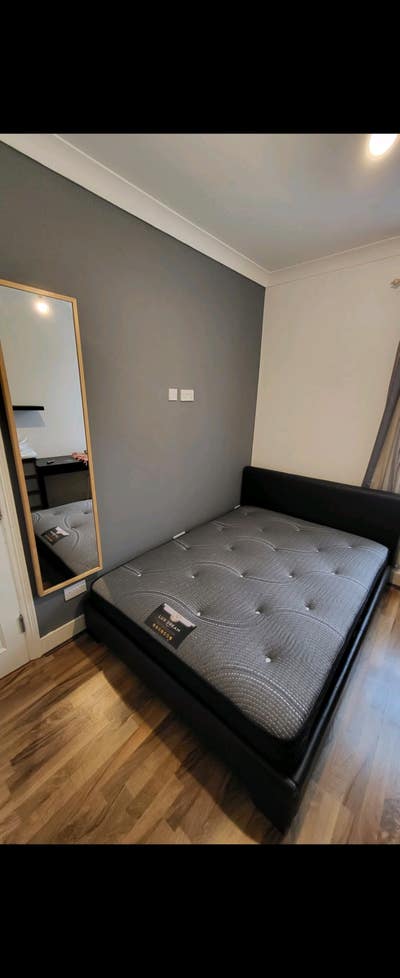 Double Room - Turnpike Lane 2 minutes walk to tube Main Photo