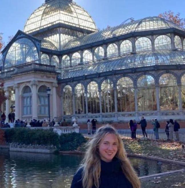 *Room  Wanted  -  Female  Tenant  - WOMEN PREFERRED Main Photo