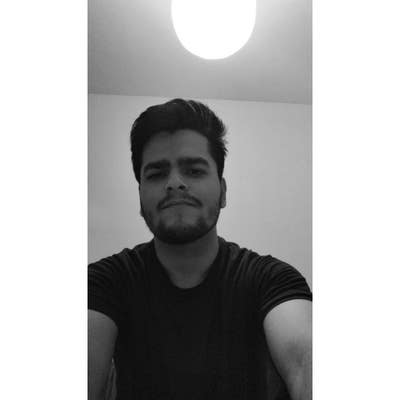 I am a 25 year-old professional male urgently... Main Photo