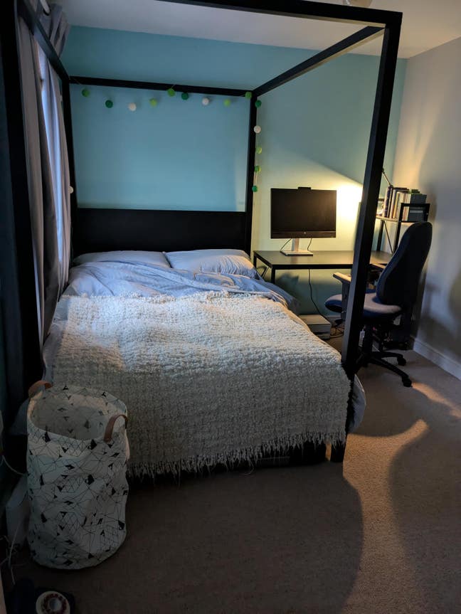 Large furnished double room M-F wkends on request  Main Photo