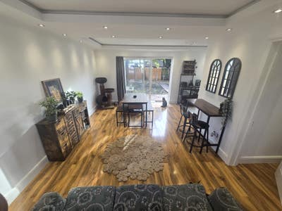 Share our recently refitted house? ✨️  Main Photo