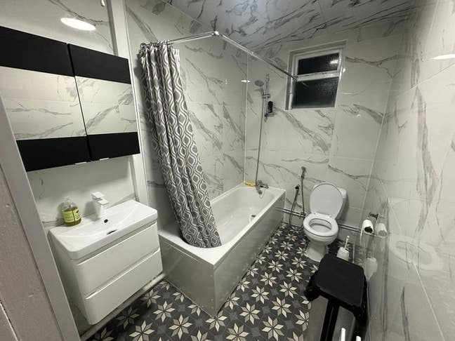 2-Bed Furnished Flat Selly Oak, Birmingham  Main Photo