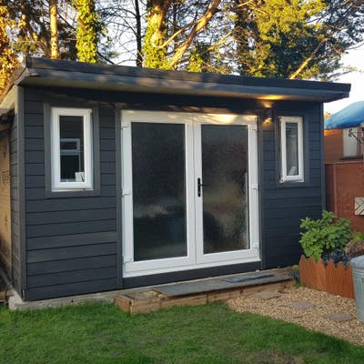 Room in Morden  Main Photo