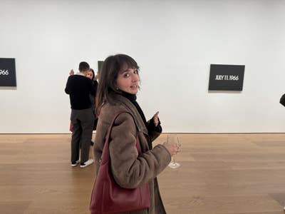 It’s Val - Valeria  Main Photo