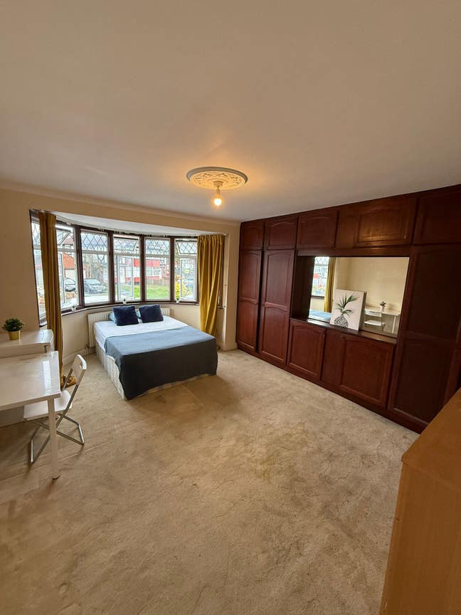 Super Big Room Close to Kilburn in a New House Main Photo
