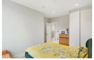 Beautiful ensuite room close to Earlsfield Main Photo