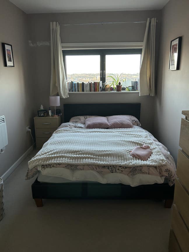 Penthouse bedroom in lovely flat! Main Photo