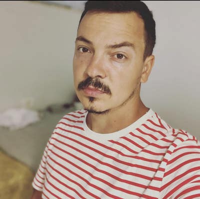 I am a professional male aged 38. I am lookin... Main Photo