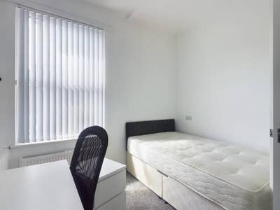 Double En Suite Room &pound;433 Pcm All Bills Included!* Main Photo