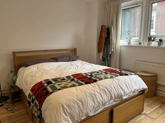 Two Double Rooms, city centre, newly refurbished Main Photo