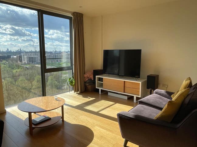 Ensuite double in East Village with amazing views  Main Photo