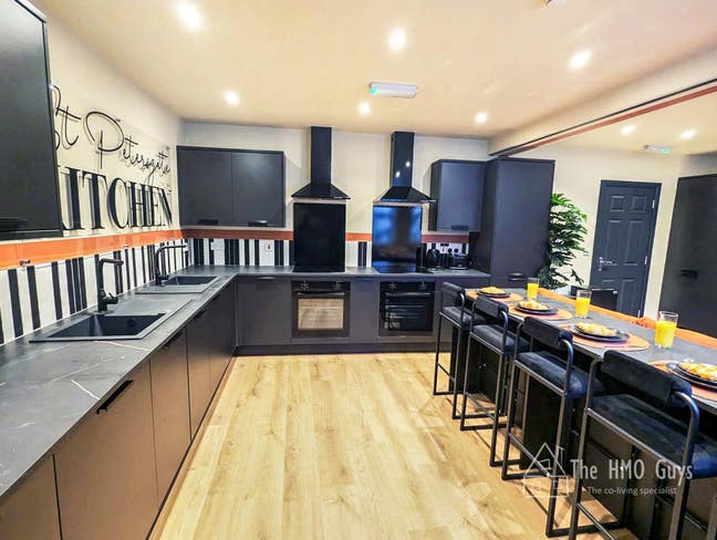 🌟 Amazing Rooms – Central Stockport Main Photo