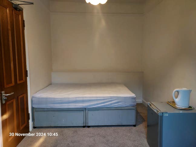 Room to rent central St Austell  Main Photo