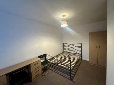 Large Double Ensuite Nr Medway Hospital & High  St Main Photo