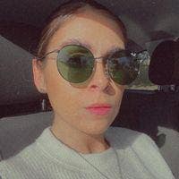 Professional female seeks studio flat/apartment Main Photo