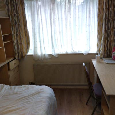 A cozy double room £650 in a relaxing sunny house Main Photo