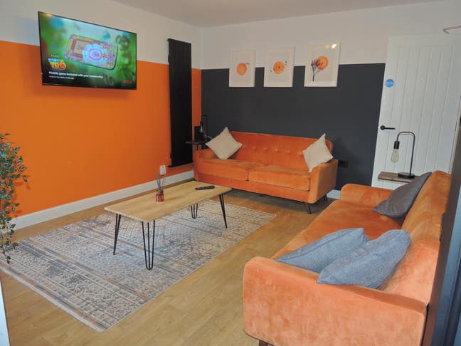 Double En Suite Room - Close to Kingsmill Hospital Main Photo