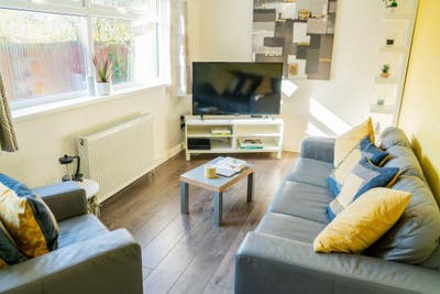 ** Lovely En Suite QE/UoB - All Bills Included! Main Photo