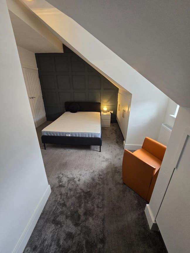 Ensuite Room in Armley LS12 - Leeds  Main Photo