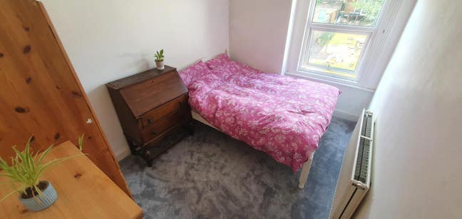 Double Room to rent in Kingswood £550 bills inc! Main Photo