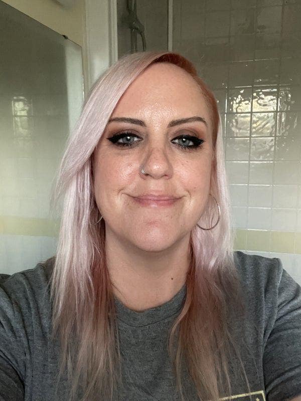 I am a professional female aged 47, working p... Main Photo