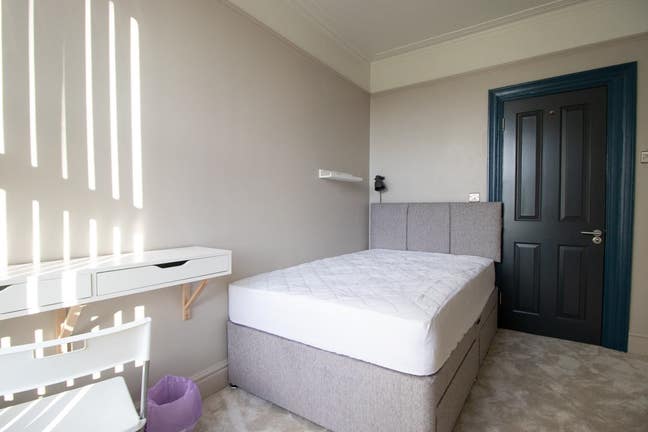 1 Cozy Double Room in Aigburth! - Ready 21/02/26! Main Photo