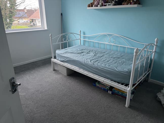 Double room in small village location Main Photo