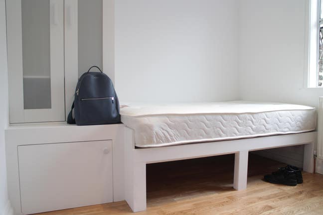 ++ Renovated Double Bedsit in Clondon ++ Main Photo