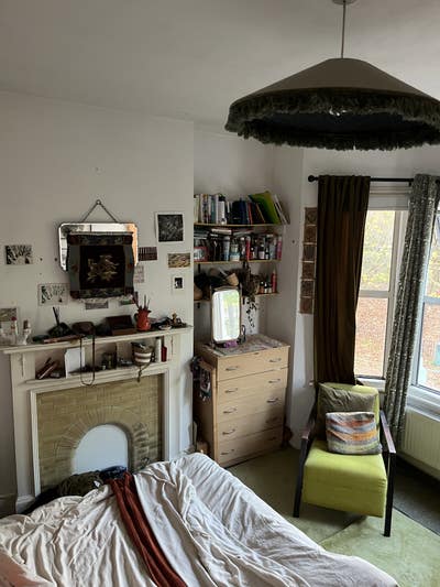 Room next to park in New Cross Main Photo