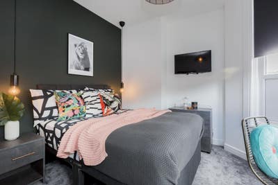 Amazing House 💥All Rooms Ensuite + All Bills Inc! Main Photo