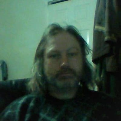 Man looking for room   Main Photo