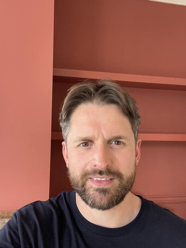 I am a professional male aged 38. I am lookin... Main Photo