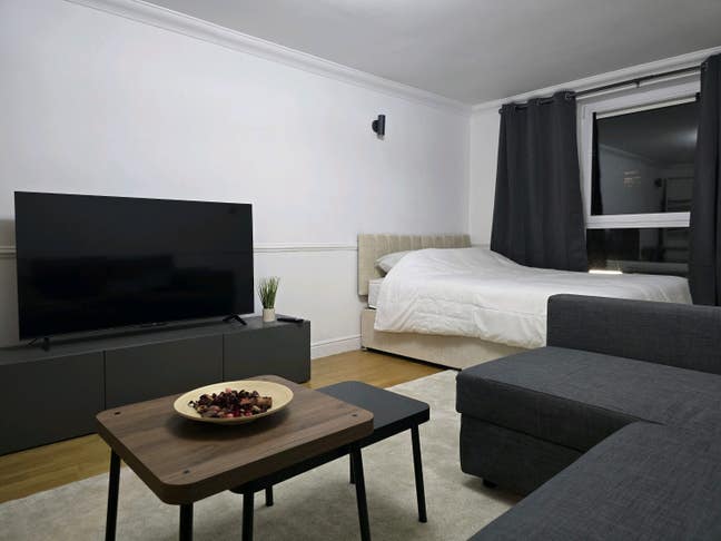 Rooms for rent - SE8 (Furnished) Main Photo