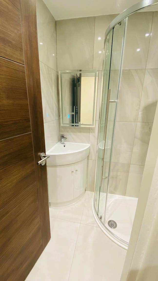 1 bed room portion with inclusive bills Main Photo