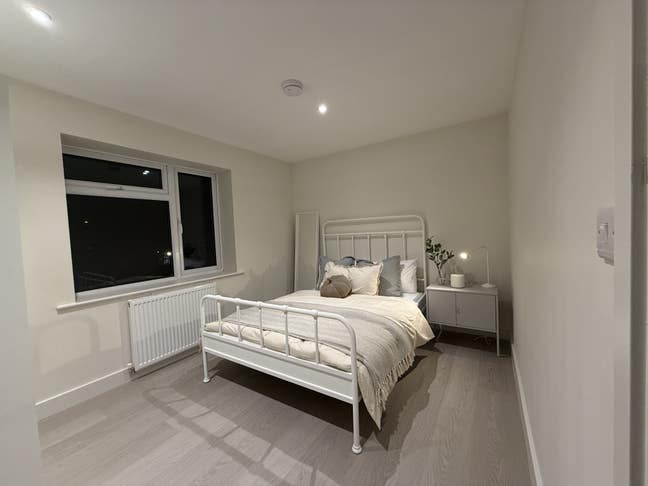 Shrewsbury Double Room to Rent. Bills Included 🏠✨ Main Photo