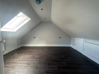 Modern 3 Bedroom Property! No Bills Inc. EAST HAM Main Photo
