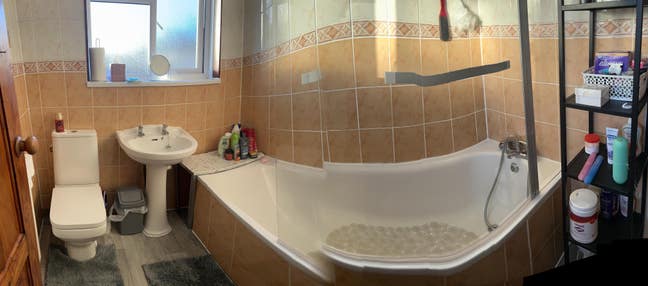 Rent room Edmonton Green  Main Photo