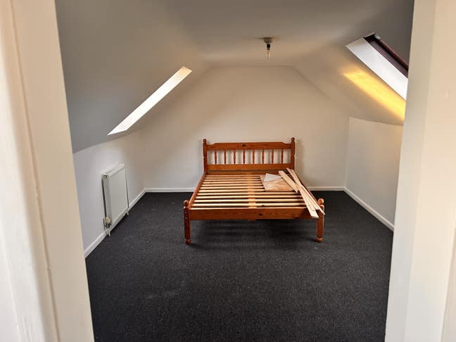 Perfectly situated on Shirehampton High Street Main Photo